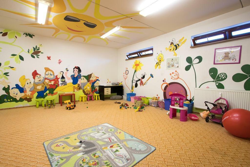 Apartman Linda - Velka Lomnica Exteriér fotografie